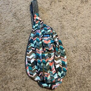KAVU rope sling bag pink white green chevron.